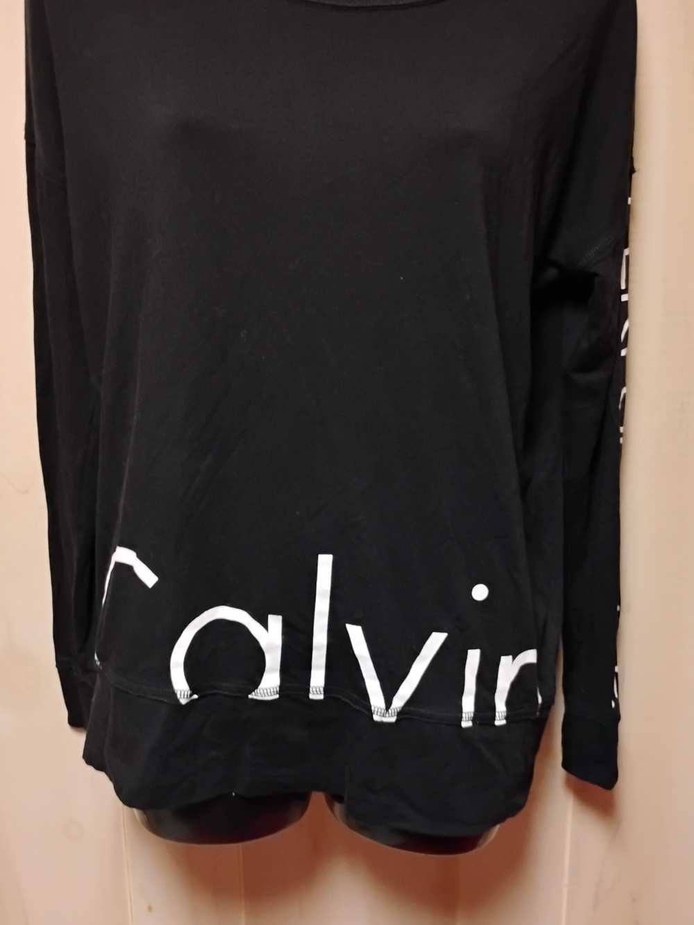Unbranded Black Long-Sleeve Logo Tee